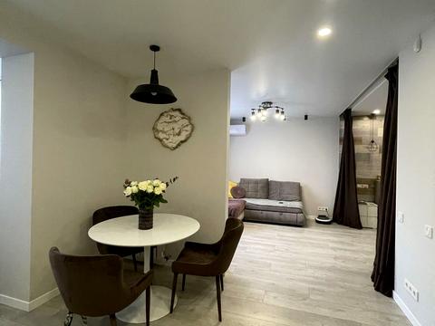 квартира за адресою Ньютона вул., 98