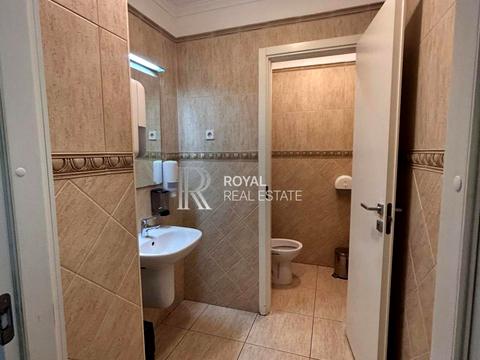 комерційна за адресою Михайлівська вул., 16