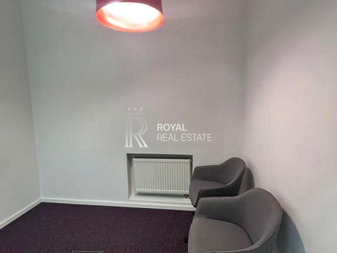 комерційна за адресою Михайлівська вул., 16