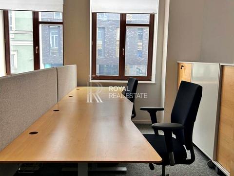 комерційна за адресою Михайлівська вул., 16