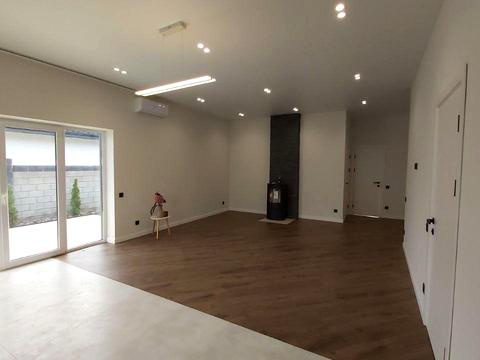 дом по адресу пгт. Ворзель, Бориса Лятошинського ул. (1 Травня)