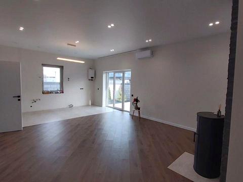 дом по адресу пгт. Ворзель, Бориса Лятошинського ул. (1 Травня)