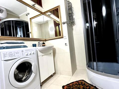 квартира по адресу Трёхсвятительская ул., 3