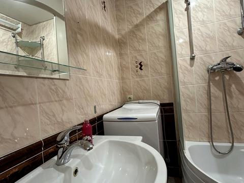 квартира за адресою Нарбутівська вул., 183