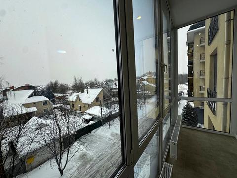 квартира за адресою Абрикосова вул., 12