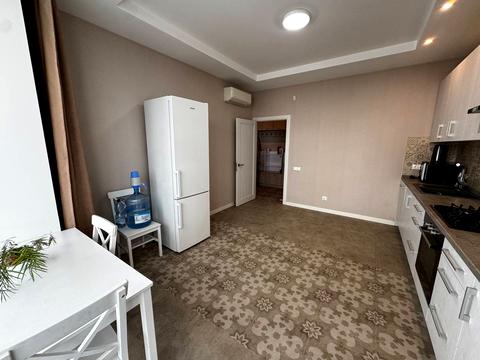 квартира за адресою Абрикосова вул., 12