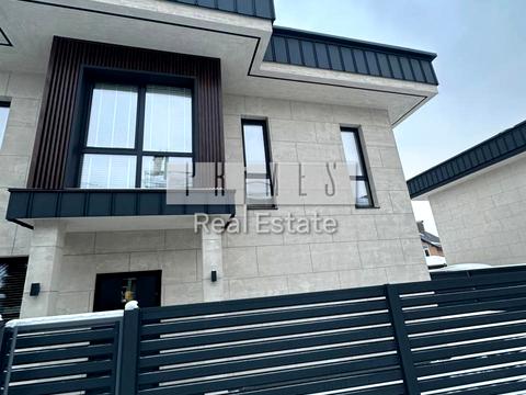 будинок за адресою Центральна вул.