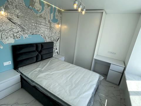 квартира за адресою Героїв України просп. (Героїв Сталінграду), (Будинок)