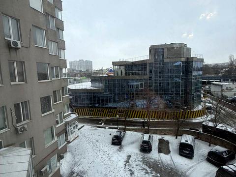 квартира за адресою Середньофонтанська вул., 19-А