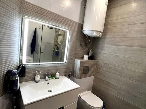 квартира по адресу Жаботинского ул. (Пролетарская улица), 56а