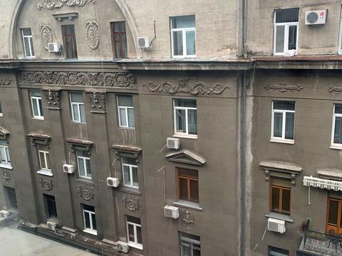 комерційна за адресою Хрещатик вул. (Kreschatic), 13