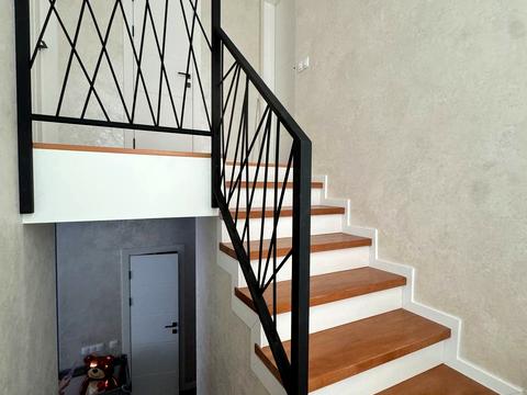 будинок за адресою Ділова