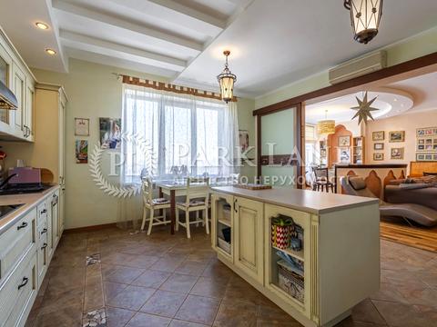 квартира за адресою Молдовська вул. (Молдавська), 2