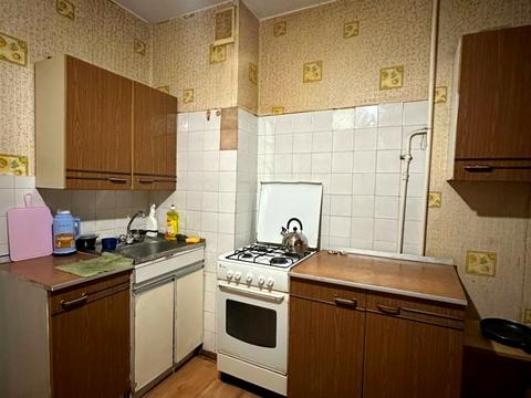 квартира за адресою Князя Володимира Великого просп., 127