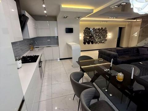 квартира за адресою Свободи бульв., 8