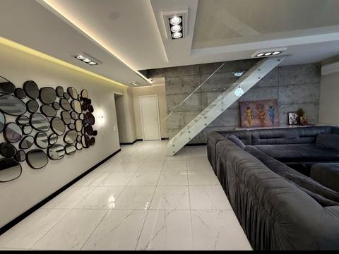 квартира за адресою Свободи бульв., 8