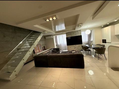 квартира за адресою Свободи бульв., 8