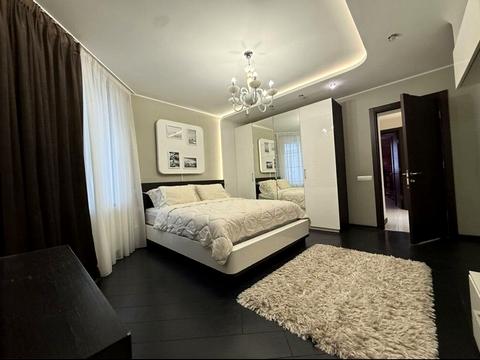 квартира за адресою Свободи бульв., 8