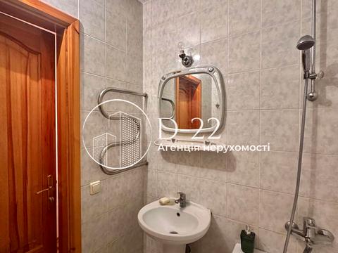 квартира за адресою Братства Тарасівців вул. (Декабристів), 12/37