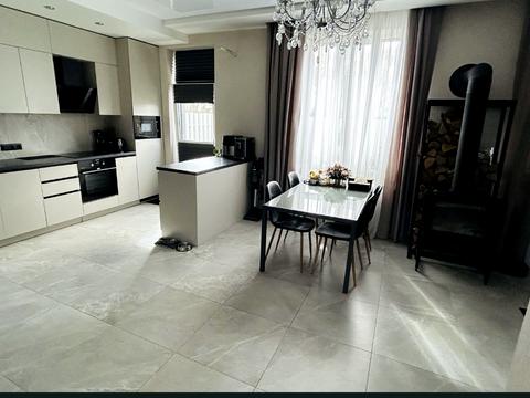 будинок за адресою Канівська вул.