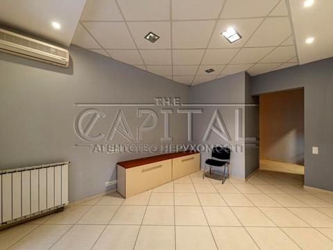 комерційна за адресою Володимира Івасюка просп. (Героїв Сталінграду), 4