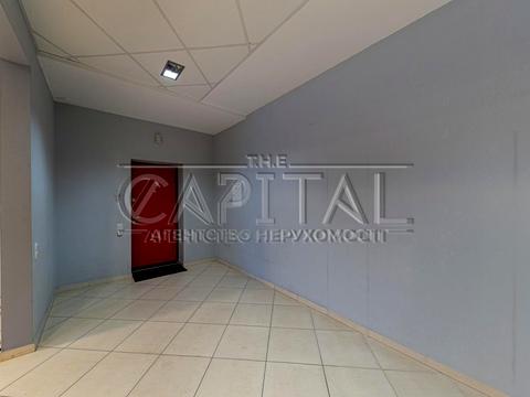 комерційна за адресою Володимира Івасюка просп. (Героїв Сталінграду), 4