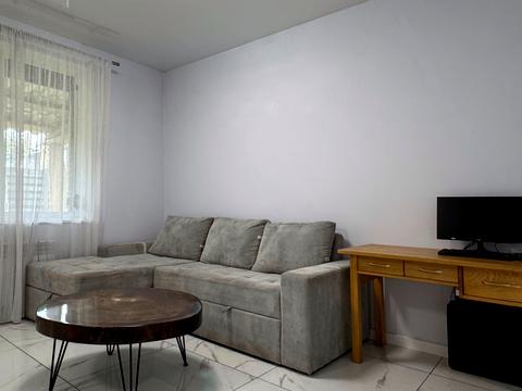 будинок за адресою Патріотів