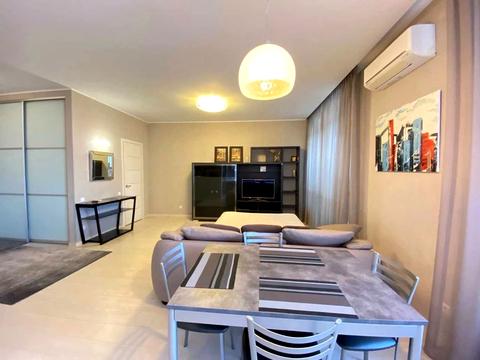 квартира за адресою Андрія Верхогляда вул. (Михайла Драгомирова), 3