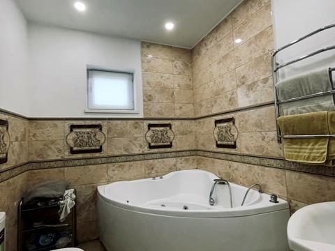 будинок за адресою с. Осещина, Лаймова