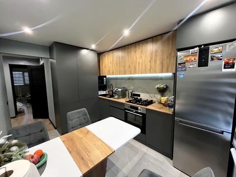 квартира за адресою 21-ї Бригади Національної Гвардії України вул. (Симонова), 2