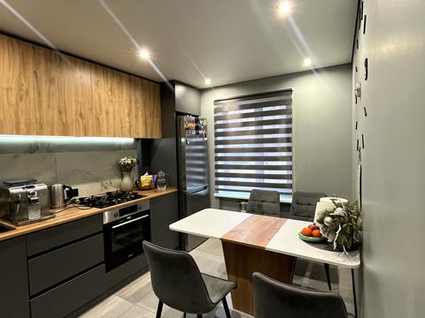 квартира за адресою 21-ї Бригади Національної Гвардії України вул. (Симонова), 2