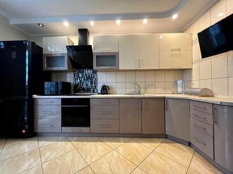 квартира за адресою Воскресенська вул., 16-Б