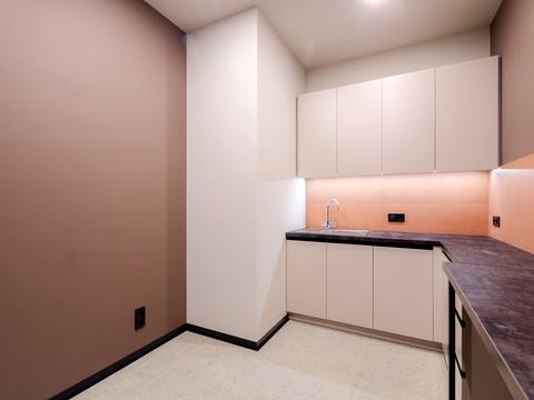 коммерческая по адресу Антоновича ул. (Горького), 109