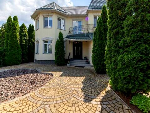 будинок за адресою Грушевського вул., 14