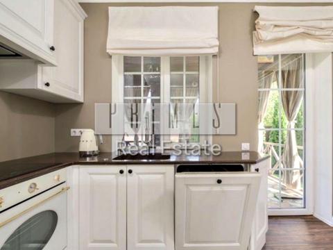 будинок за адресою Лісова