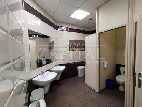 комерційна за адресою Кловський узвіз, 7a