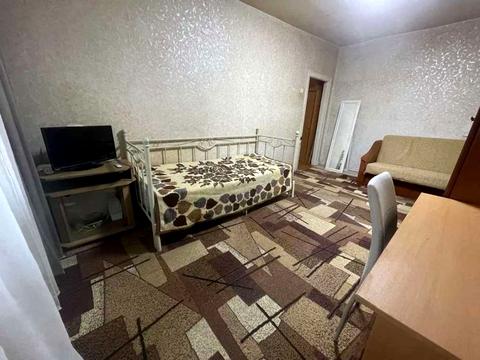 квартира за адресою Київ, Ростиславська вул. (Маршала Рибалка), 5