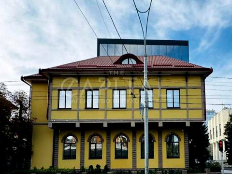 комерційна за адресою Генерала Алмазова вул. (Кутузова), 12