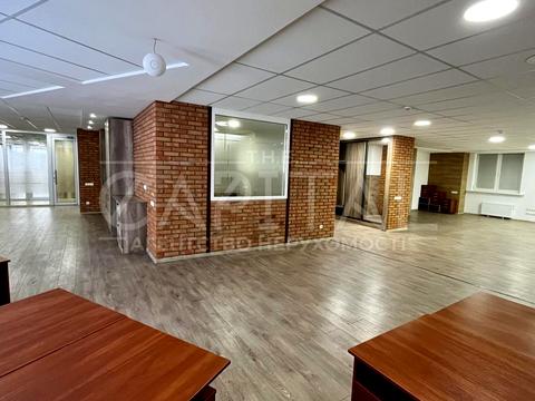 коммерческая по адресу Calle Dilova ул. (Димитрова), 2-Б