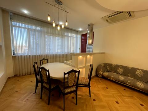 квартира по адресу Левка Лукʼяненка ул. (Василия Жуковского), 21-А