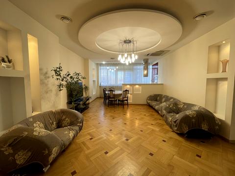 квартира по адресу Левка Лукʼяненка ул. (Василия Жуковского), 21-А