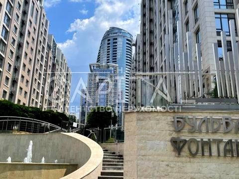 паркомісце за адресою Саперне Поле вул., 3