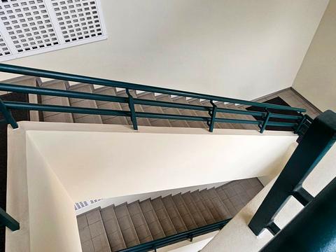 коммерческая по адресу Богдана Хмельницкого просп. (Героев Сталинграда), 9