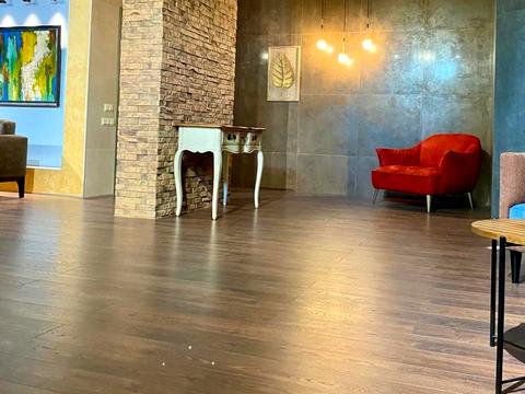 комерційна за адресою Євгена Маланюка вул. (Степана Сагайдака), 15