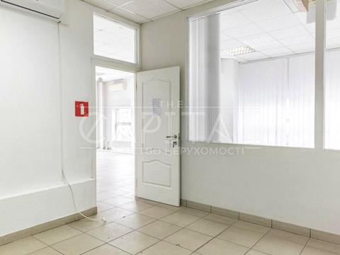 коммерческая по адресу Березняківська, 29