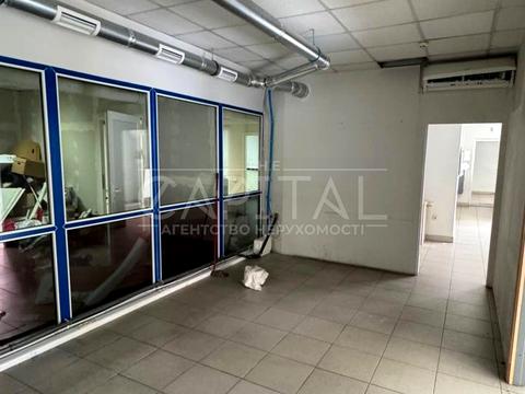 коммерческая по адресу Березняківська, 29