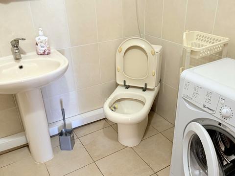 квартира за адресою Одеса, Середньофонтанська вул., 19-А