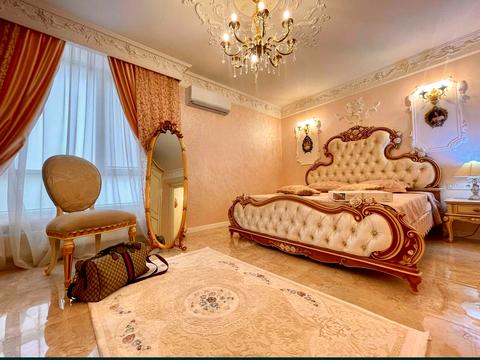 квартира за адресою Літературна вул. (Чехова), 11