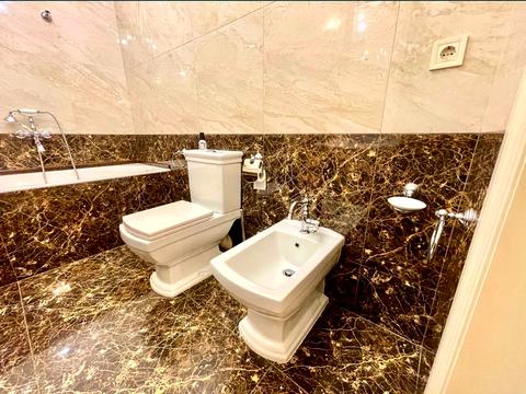 квартира за адресою Літературна вул. (Чехова), 11