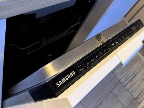 квартира за адресою Політехнічна вул., 31-Б